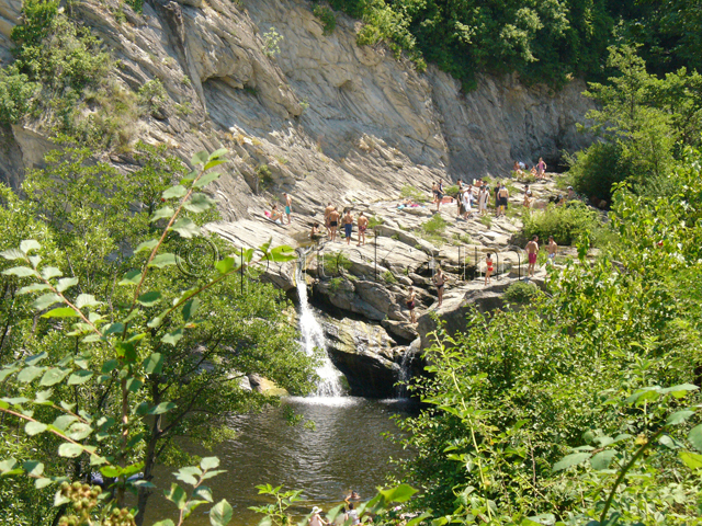Капиновски водопад 03