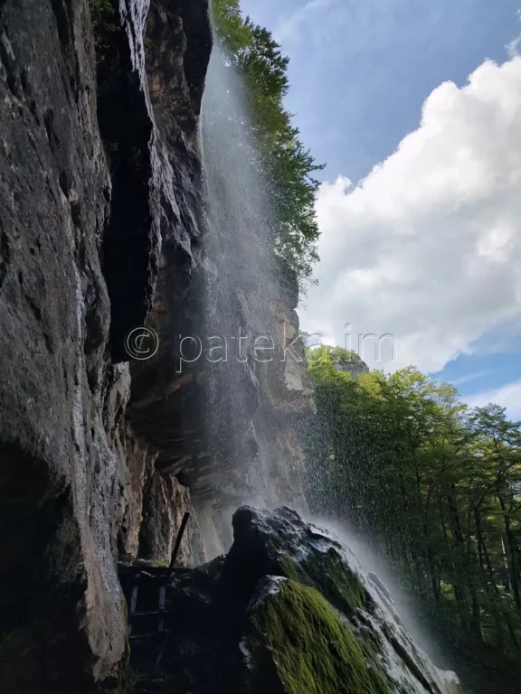 Водопад Боров камък