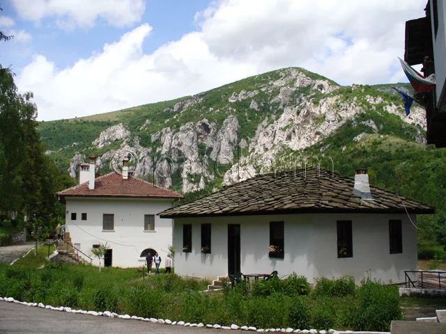 Черепишки манастир 25
