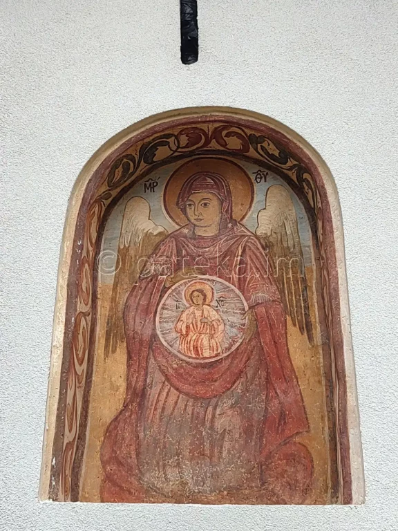 Църквата Успение Богородично в Искрецкия манастир