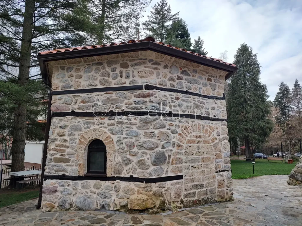 Кръщелнята - баптистерий на Искрецкия манастир