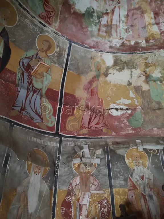 Стенописи в кръщелнята на Искрецкия манастир