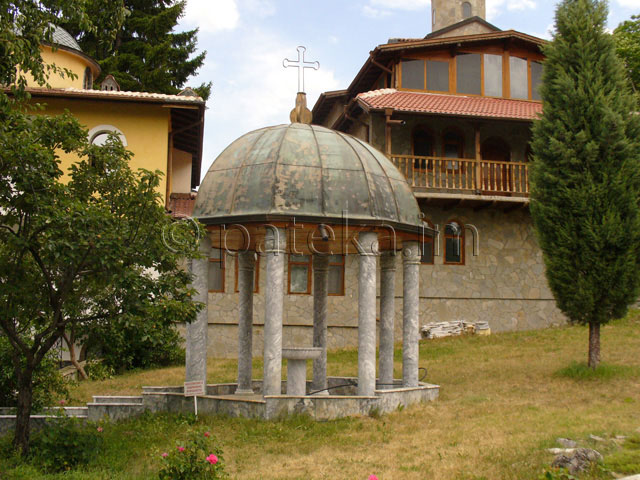 Ресиловски манастир 10