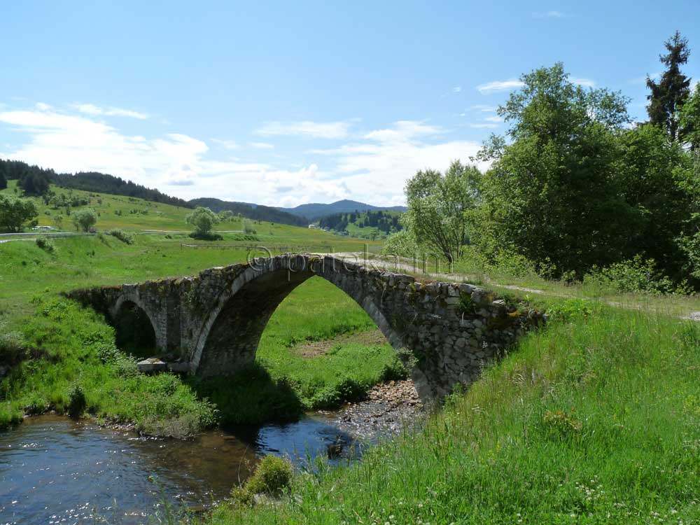 Римски мост Кемера край село Змеица