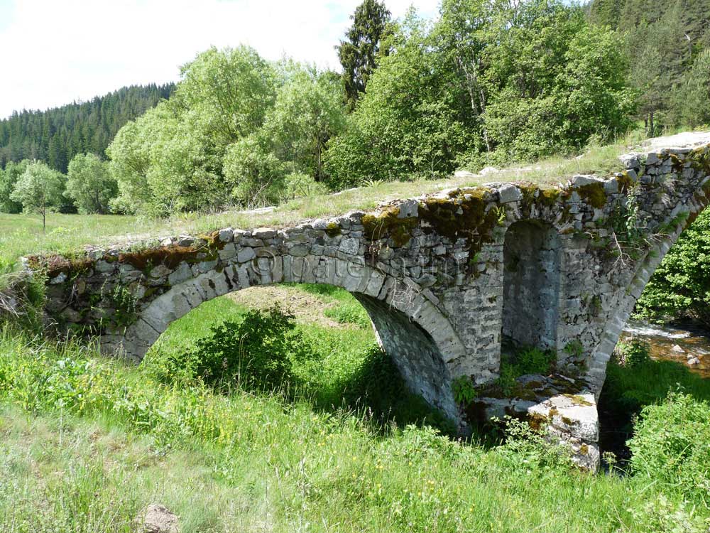 Римски мост Кемера край село Змеица 13