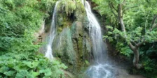 Водопад Боаза или Пеещият водопад край Търговище, на 500м от пътя София-Варна