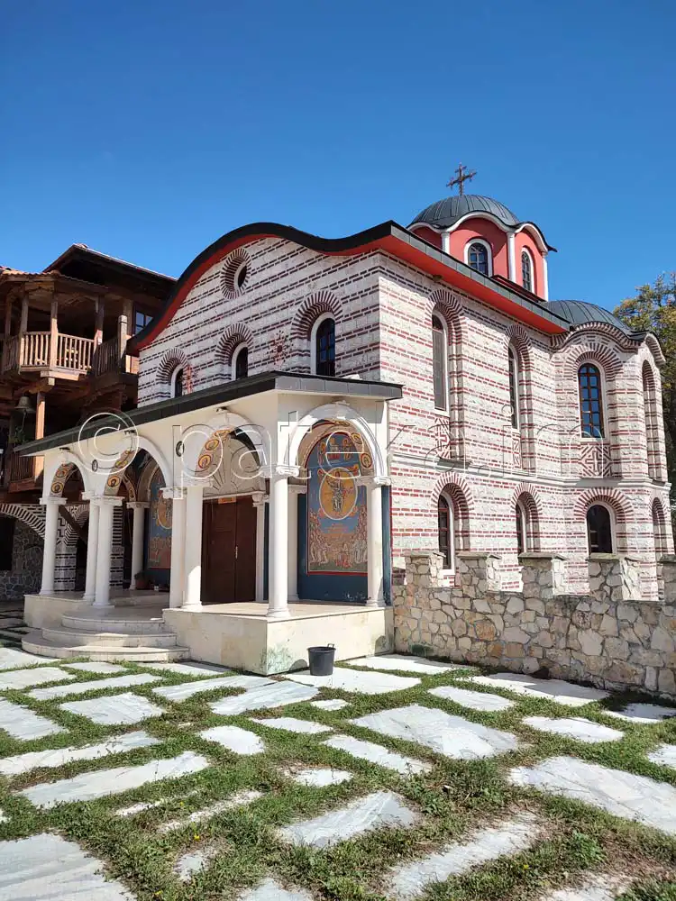 Църногорски манастир 38