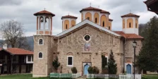 Етрополски манастир Св. Троица в Стара планина, на 85км от София