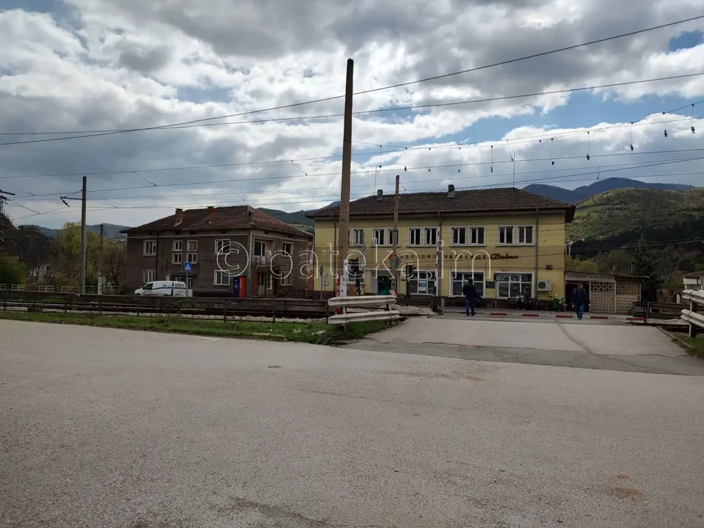 Народно читалище Факел в село Зверино