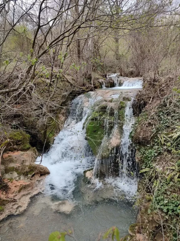 Водопади на река Златица