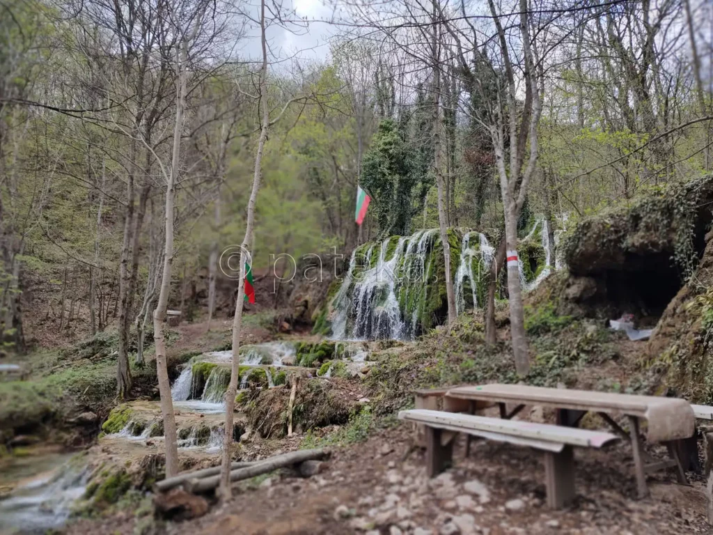 Водопад Бигора