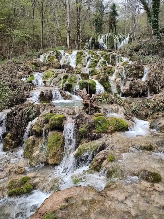Водопад Бигора