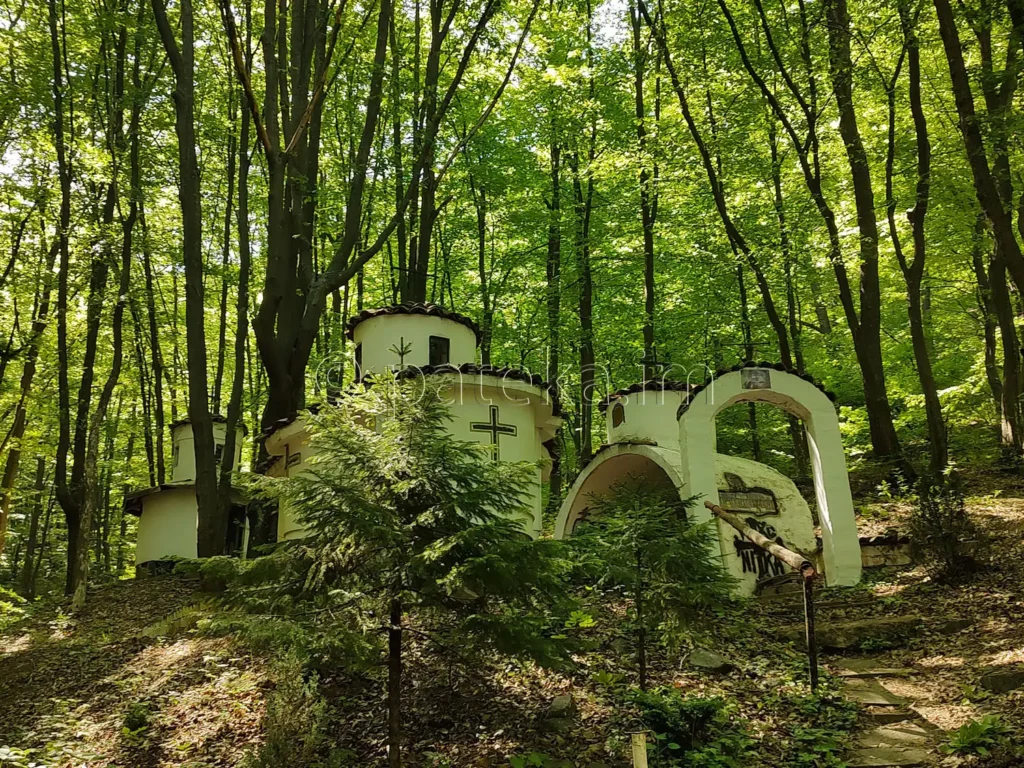 Параклис Вси Светии в Люлин планина