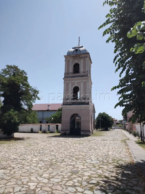 Камбанарията на църквата Св. Никола в Карлово