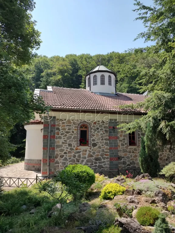 Руенски манастир църквата