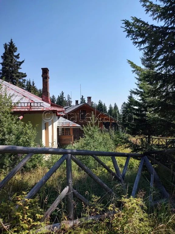 Дворец Ситняково над Боровец