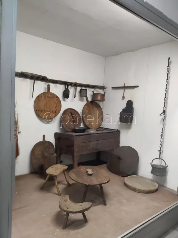 Етнографската експозиция в историческия музей в Перник