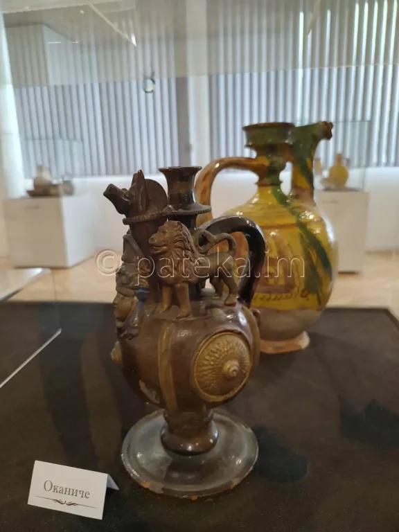 Бусинска керамика в регионалния исторически музей в Перник