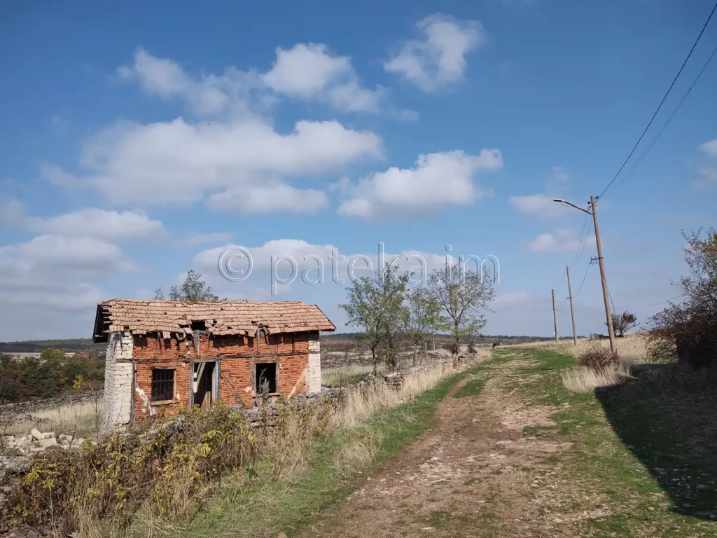 По маршрута за Чуклите Камено поле