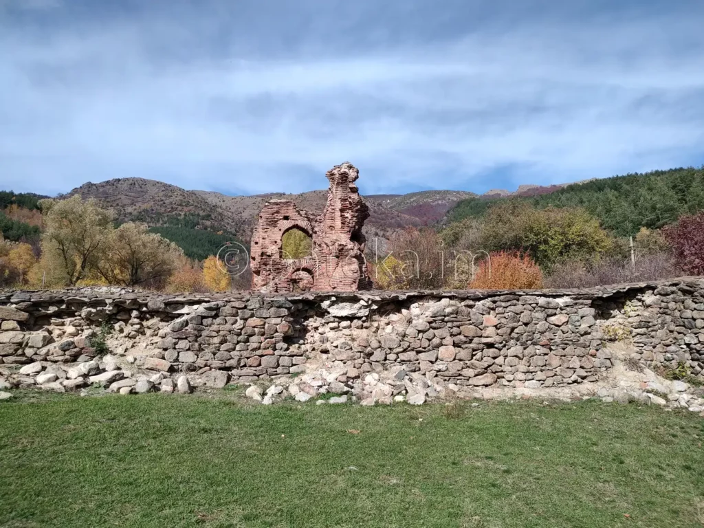 Еленската базилика край Пирдоп