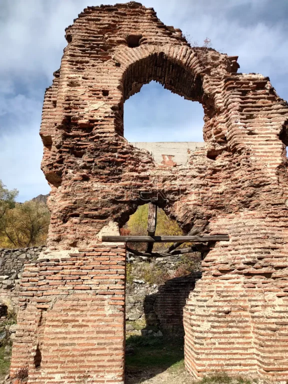 Еленската базилика край Пирдоп