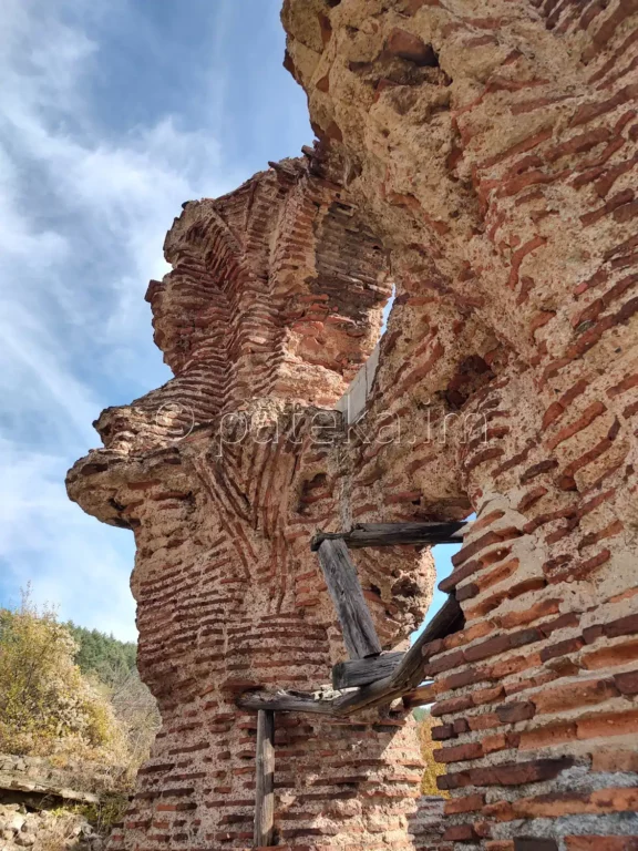 Еленската базилика край Пирдоп