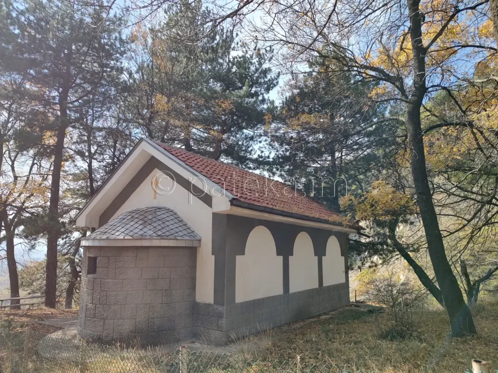 Параклис Св. Кирик и Юлита над Златица