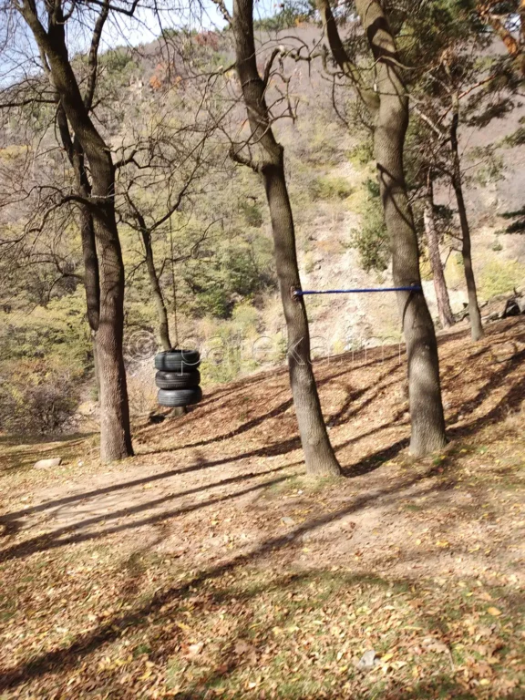 Спортна площадка над параклис Св. Кирик и Юлита