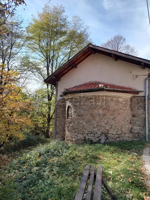 Църквата на Златишкия манастир