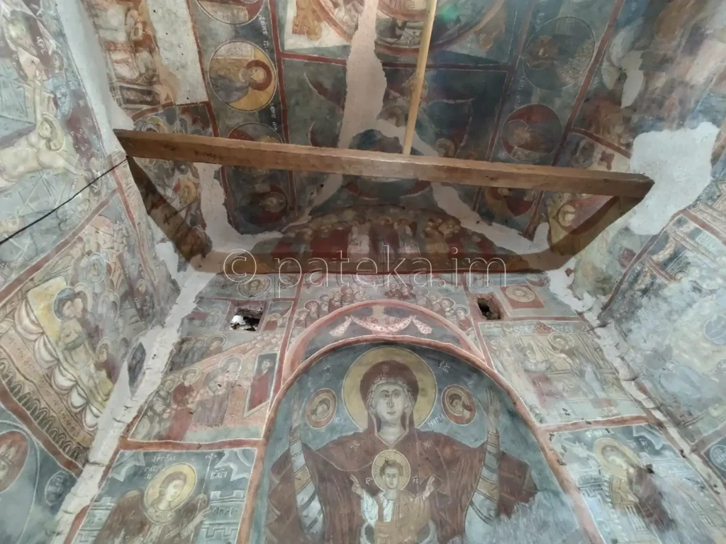 Стенописи в църквата на Бобошевския манастир