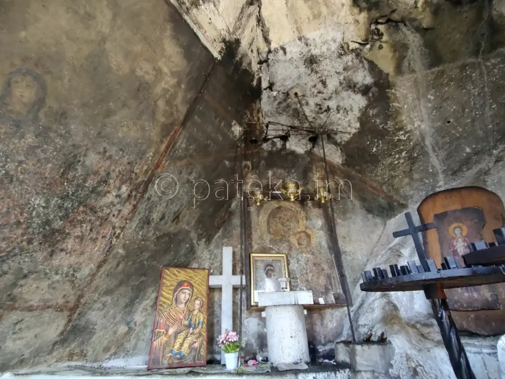 Пещерата в м. Клувията - крайна точка по маршрута на Зелената пътека
