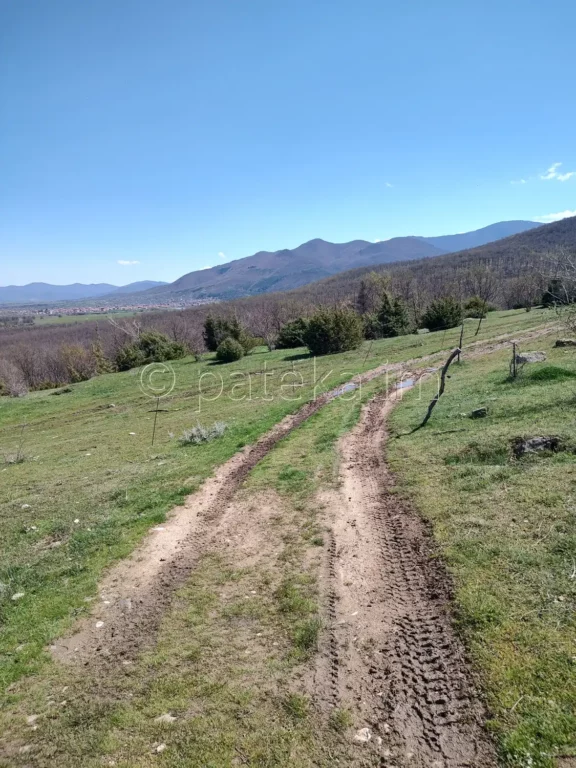 По маршрута за водопад Лястовичи вир
