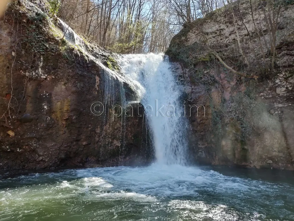 Водопад Лястовичи вир