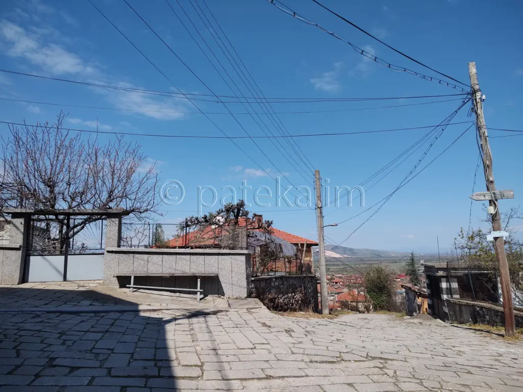 По маршрута към Устинския водопад