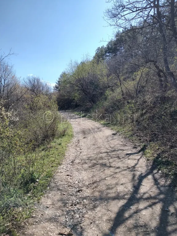 Екопътеката към Устинския водопад