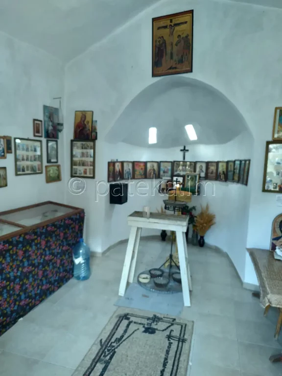 Параклис Св. Георги над с. Устина