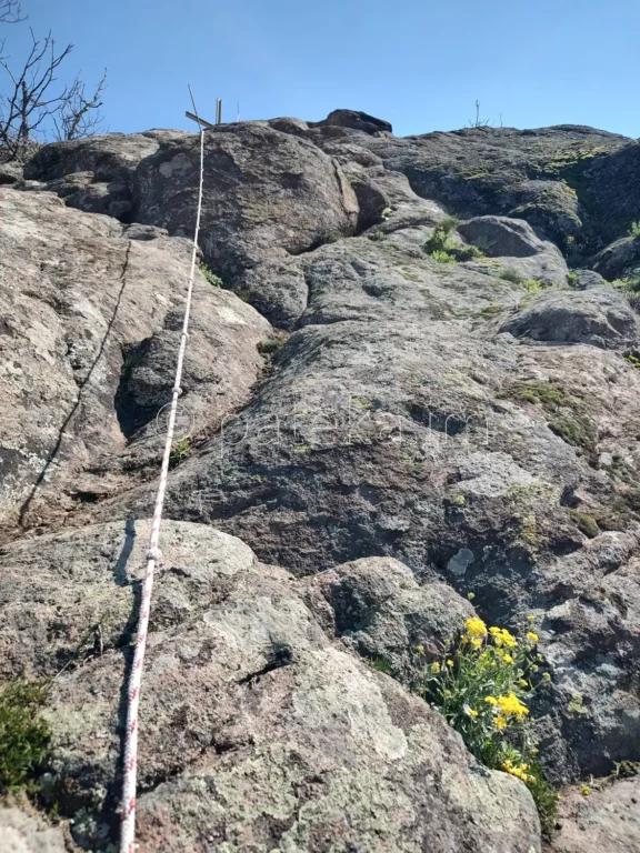 Изкачване към връх Кулата над с. Устина