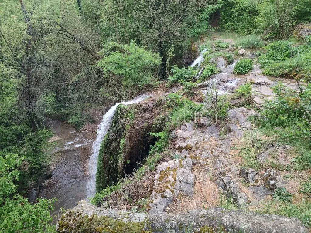 Реселешки водопад Скока отгоре