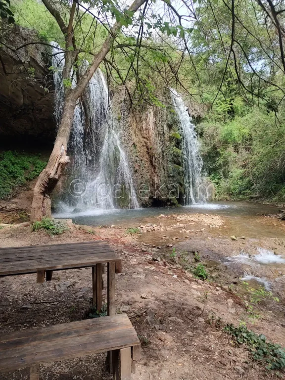 Реселешки водопад Скока