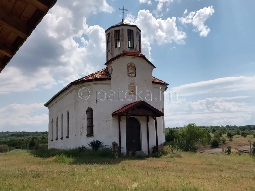 Църквата Св. Георги Победоносец край с. Лиляч