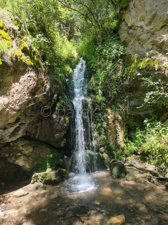 Врабчанският водопад