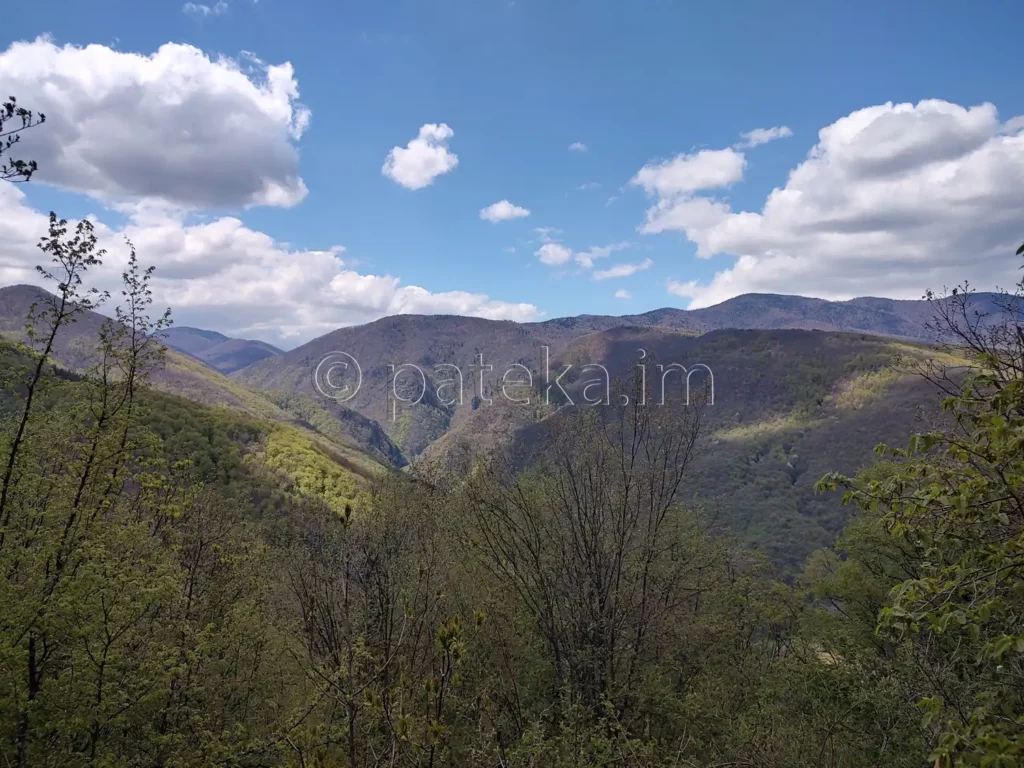 Гледка от Левке към Рила