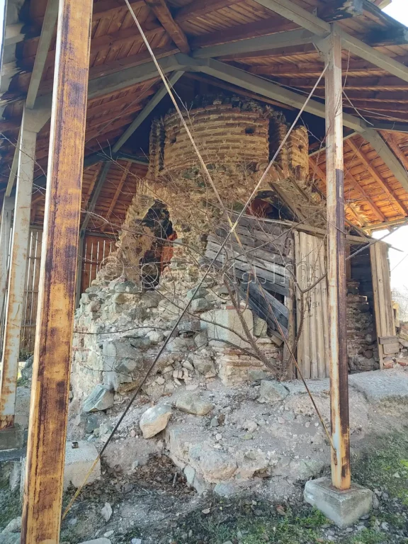 Св. Тодор край Бобошево отвън